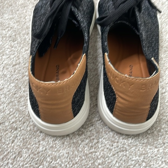 Lucky Brand Leigan Knit Sneaker - Picture 3 of 6